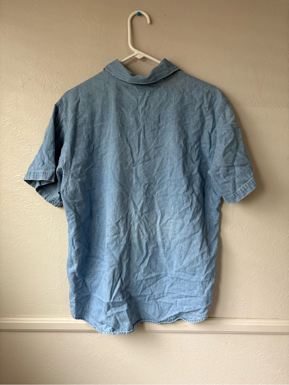 Embroidered Light Blue Denim Short Sleeve Shirt - Picture 3 of 3